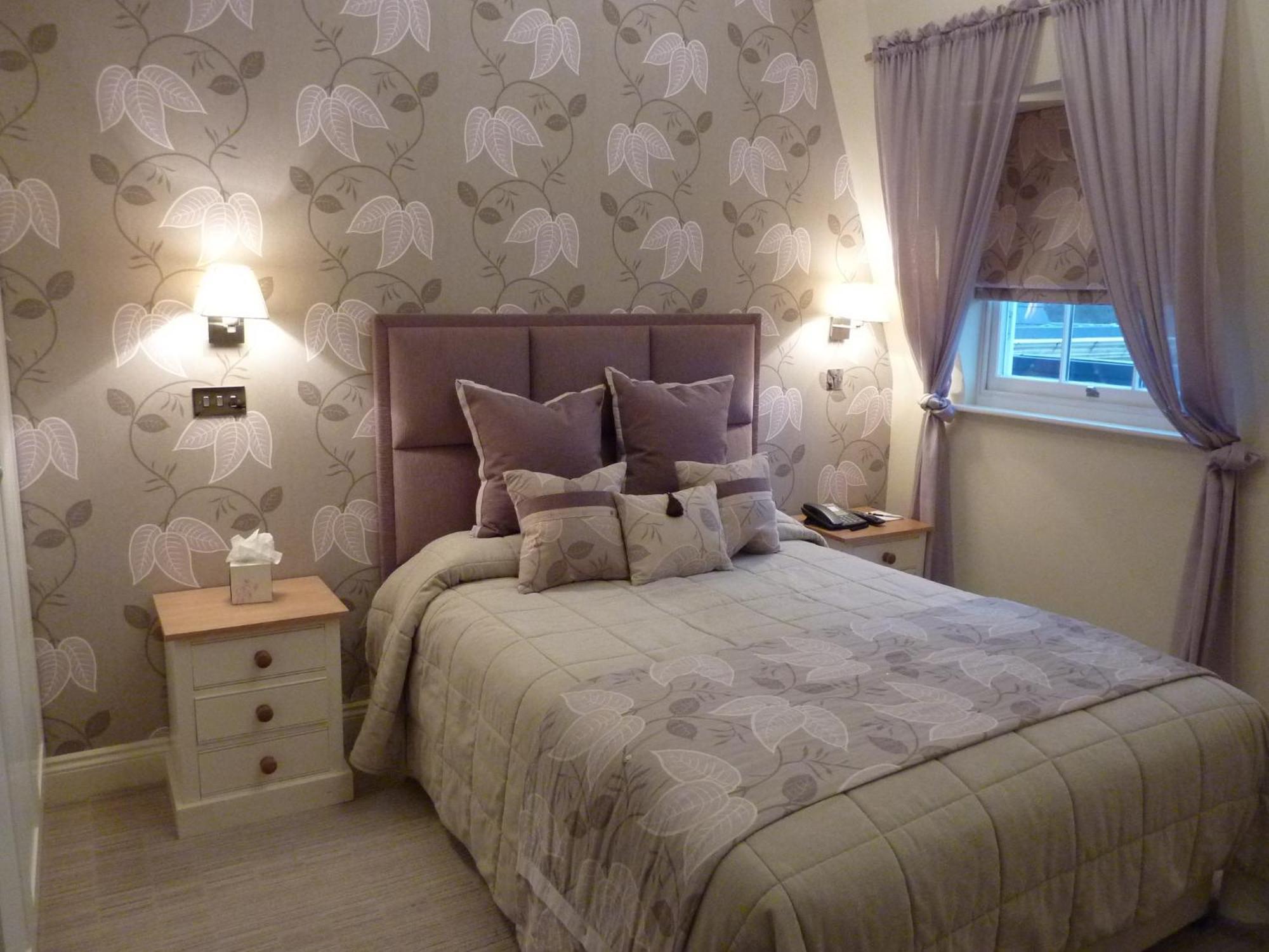 Orsett Hall Quarto foto